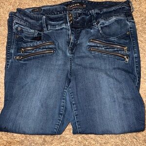 Torrid Women's Blue Jeans with Zipper Accents